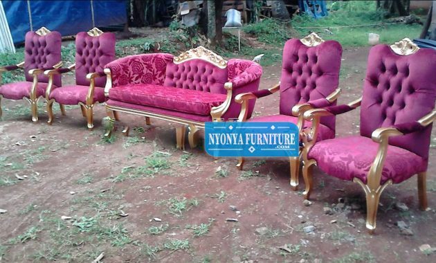 harga kursi pelaminan warna merah