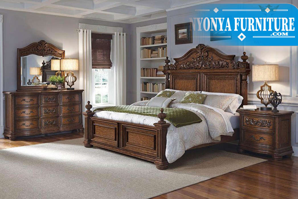 kamar set ukir klasik