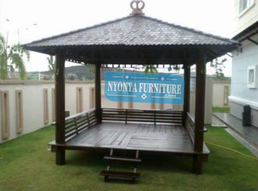 Gazebo menara kudus