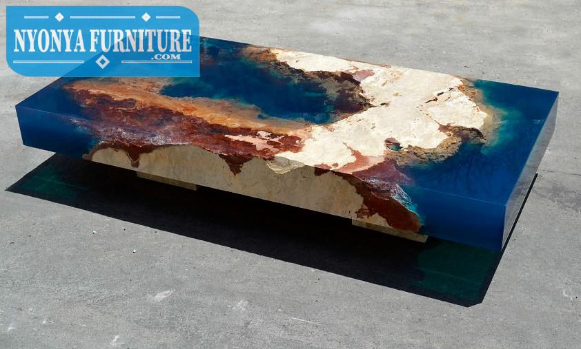 Floor table wood