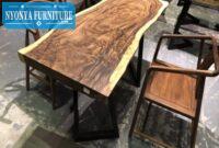 Meja makan klasik Meja makan klasik