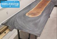 Meja resin abu abu