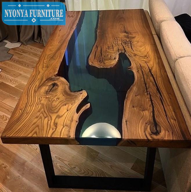 Meja resin wood mewah