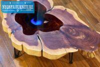 Moon table wood