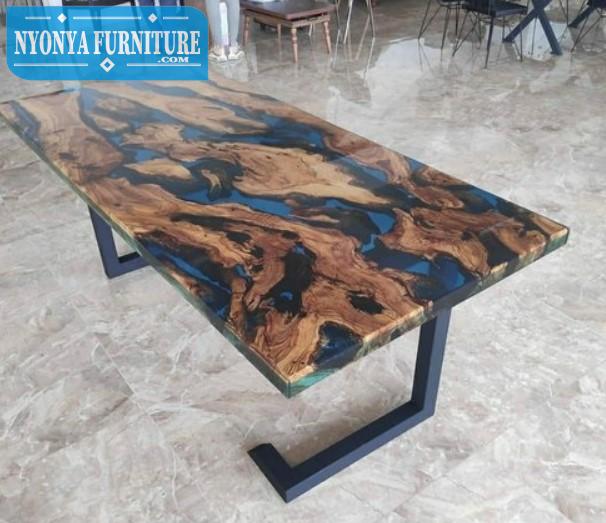 Resin epoksi biru