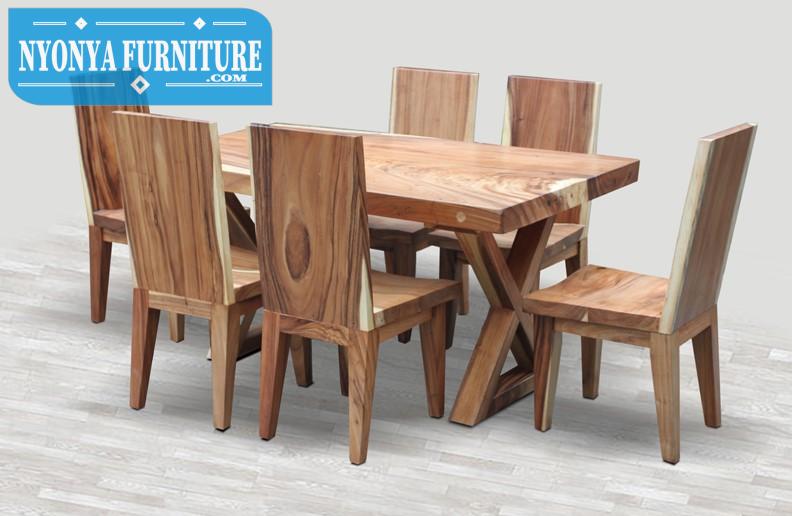 Set kursi makan kayu trembesi
