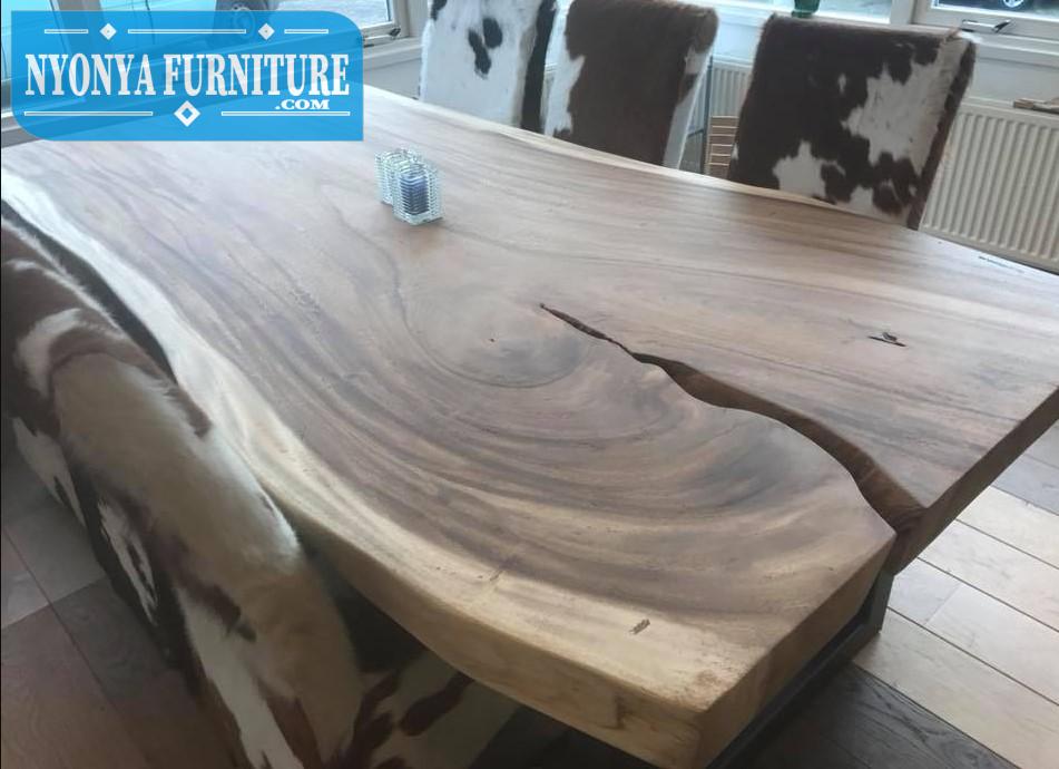 Table solid