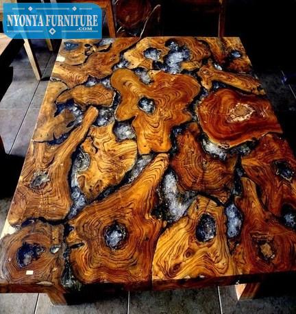 Trambesi meja motif unik