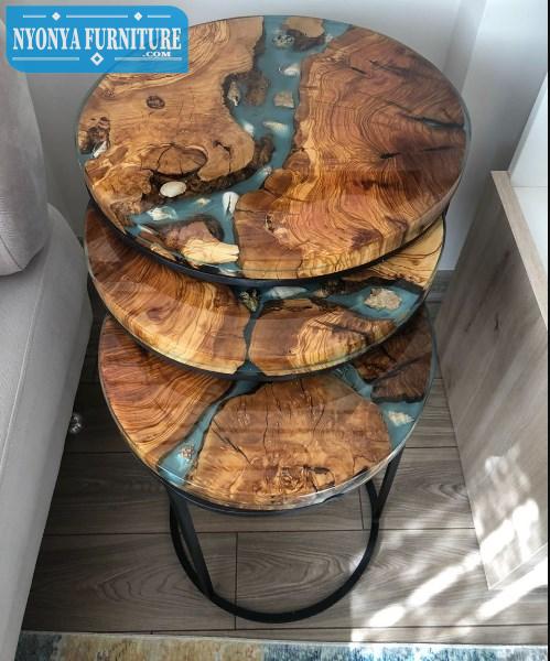 Meja resin tiga ukuran